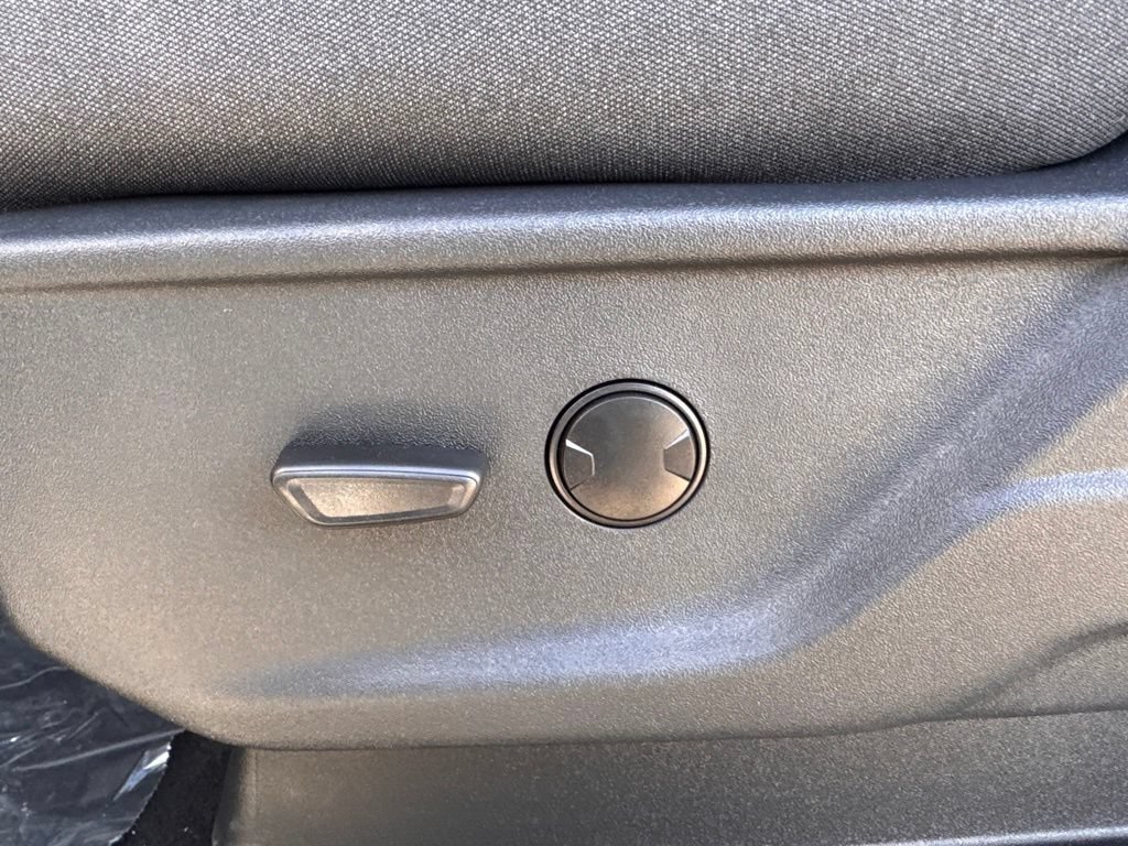Used 2025 Ford F350 XLT AWD/4WD image 18