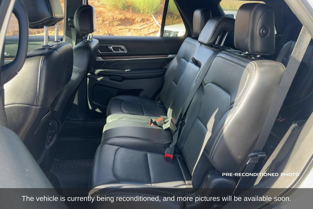 Used 2017 Ford Explorer Limited FWD image 12