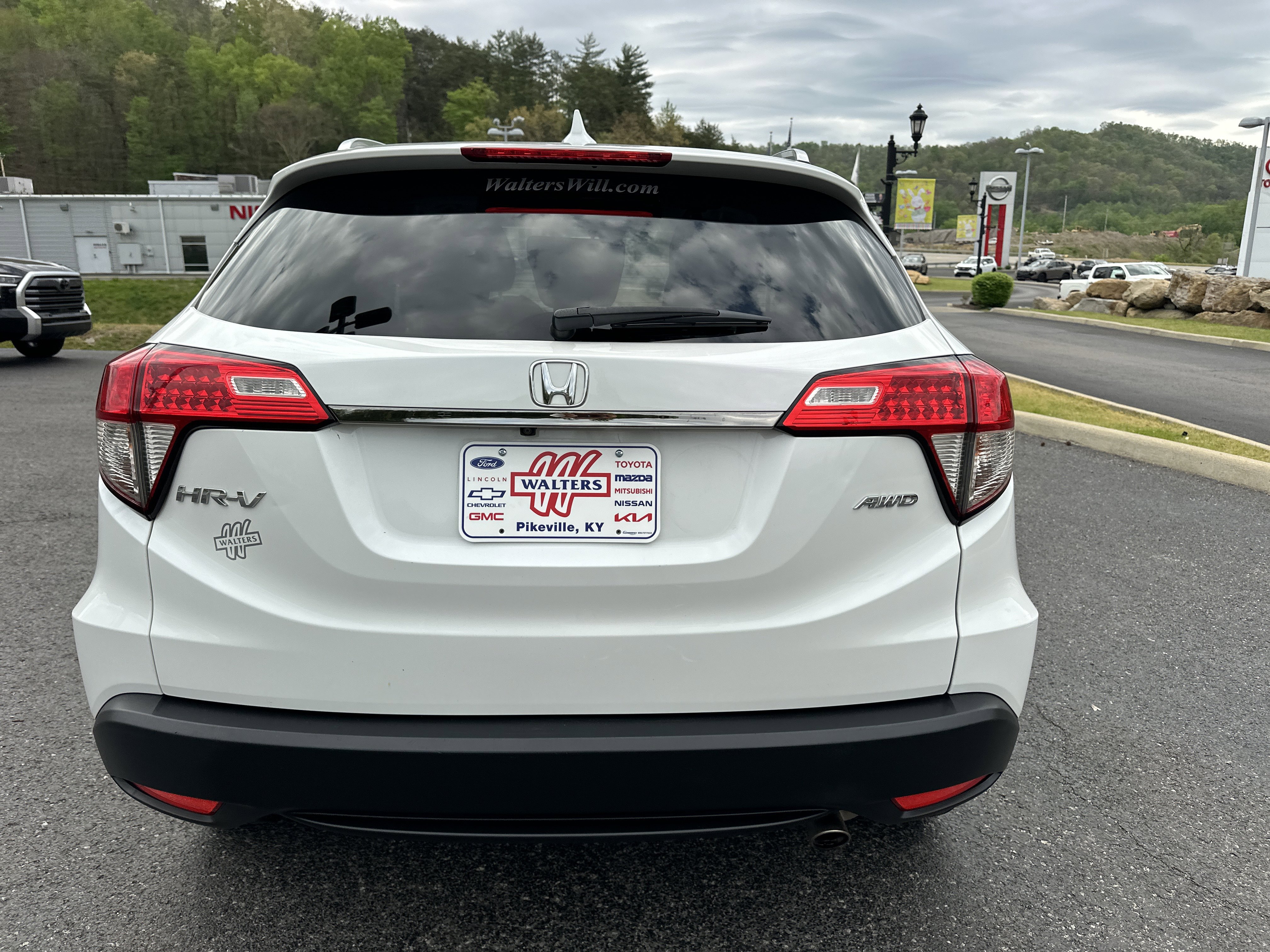 Used 2020 Honda HR-V EX image 6