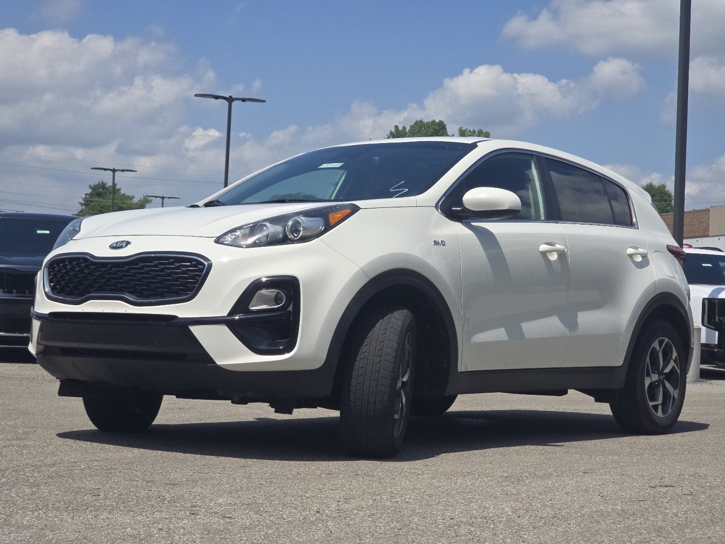 Used 2020 Kia Sportage LX AWD/4WD image 9