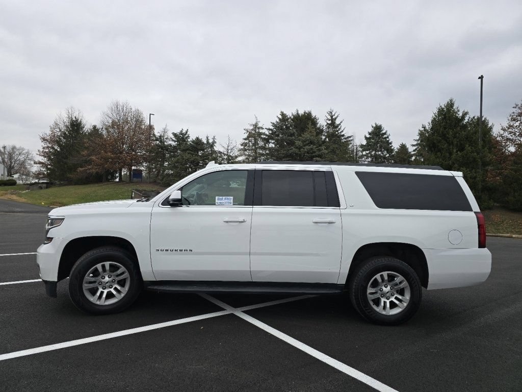 Used 2019 Chevrolet Suburban LT RWD image 12
