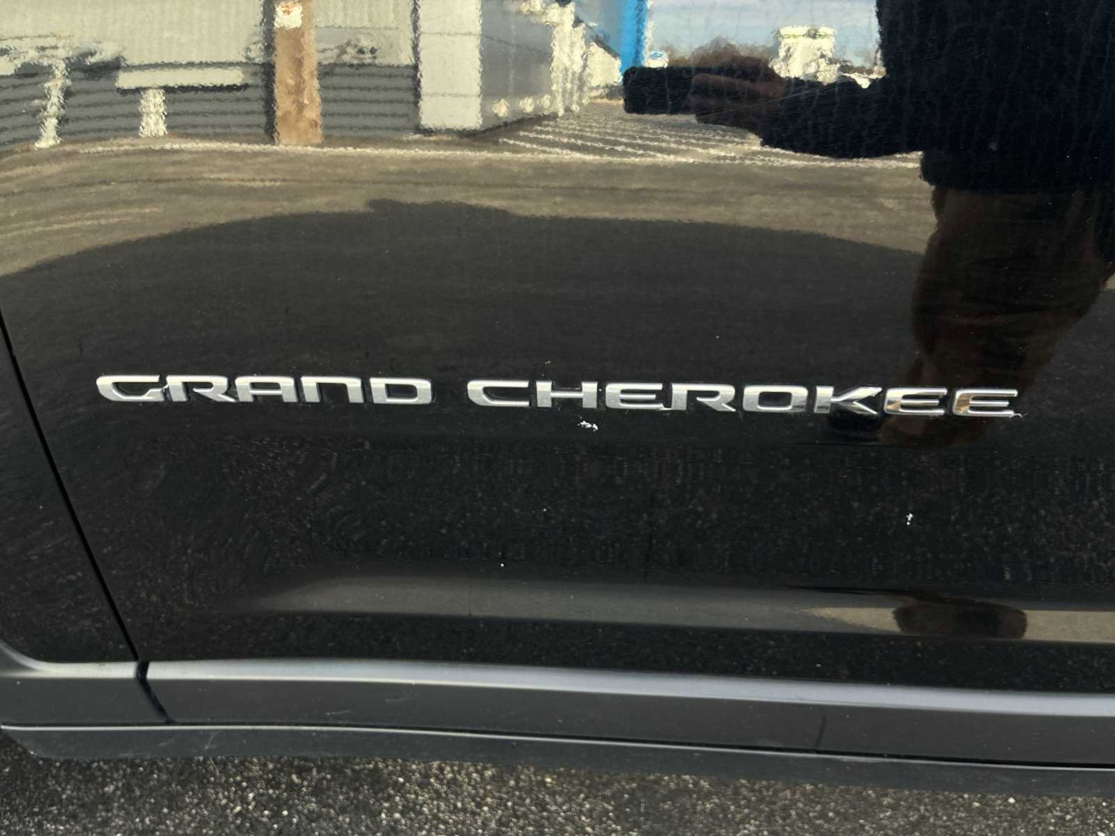 Used 2023 Jeep Grand Cherokee Limited image 33