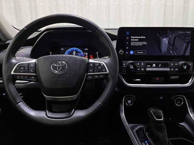 Certified 2024 Toyota Grand Highlander AWD image 24
