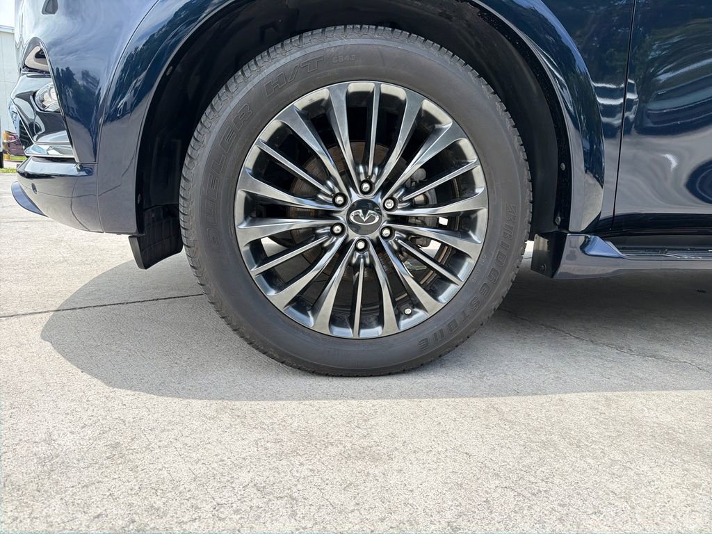 Used 2023 INFINITI QX80 Sensory w/ Cargo Package AWD/4WD image 12