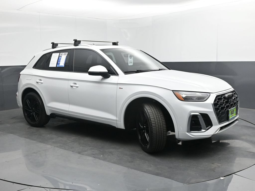 Used 2021 Audi Q5 e Premium Plus AWD/4WD image 32