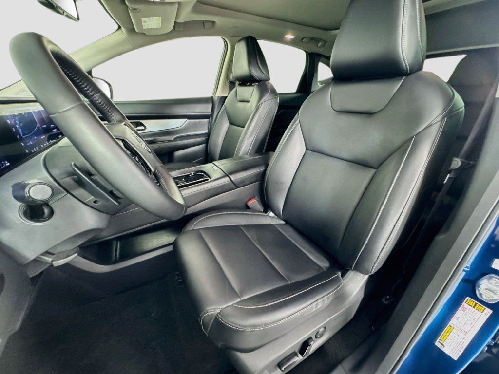 Used 2025 Nissan Murano SL AWD/4WD image 12