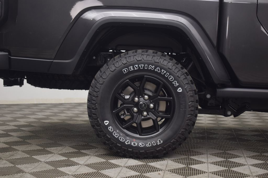 New 2026 Jeep Gladiator Willys image 9