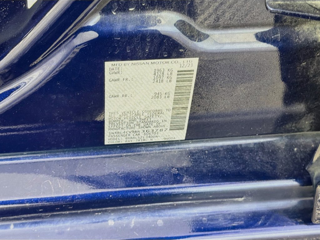 Used 2024 Nissan Altima 2.5 SR FWD image 30