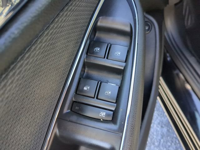 Used 2018 Chevrolet Cruze LS FWD image 19