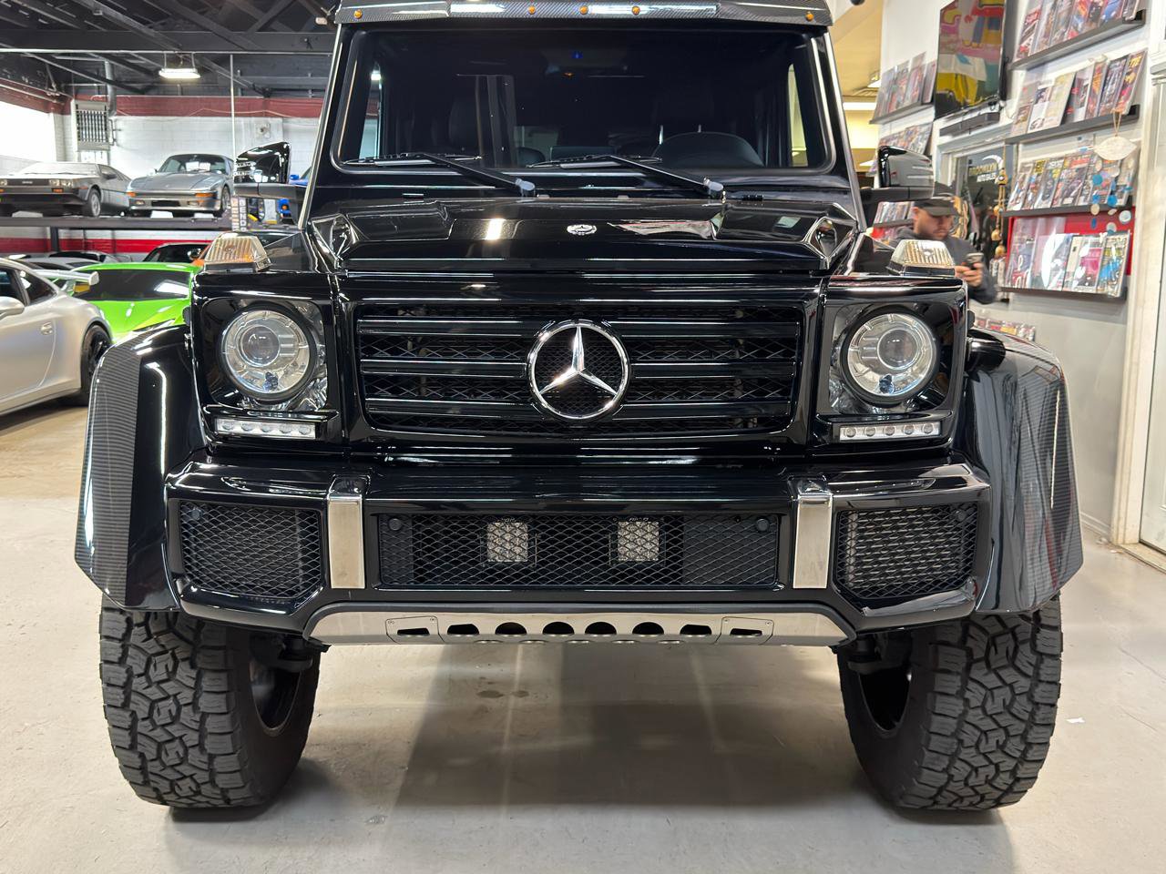 Used 2017 Mercedes-Benz G 550 Squared image 2