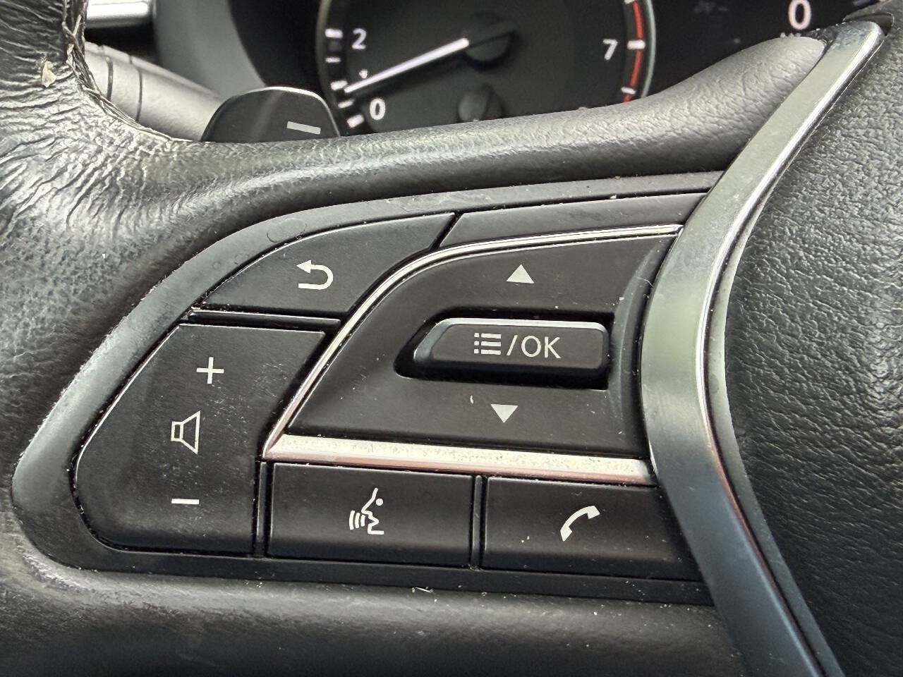 Used 2019 INFINITI QX50 Essential w/ Premium Heat Package AWD/4WD image 17