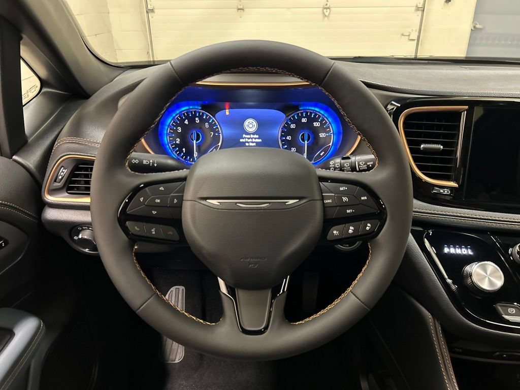 New 2027 Chrysler Pacifica Pinnacle AWD/4WD image 17