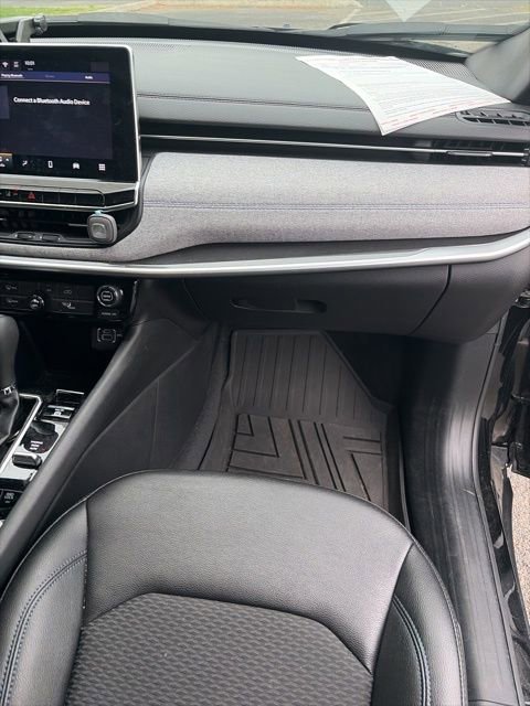 Used 2024 Jeep Compass Latitude image 21