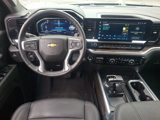 Used 2025 Chevrolet Silverado 1500 LT w/ Safety Package AWD/4WD image 11