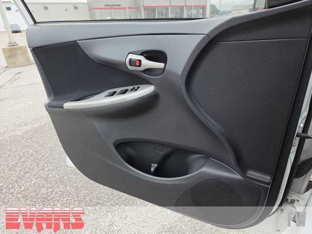 Used 2013 Toyota Corolla S w/ Premium Pkg FWD image 15