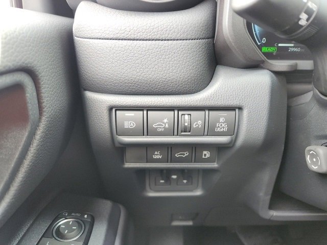 Used 2024 Toyota Land Cruiser image 39