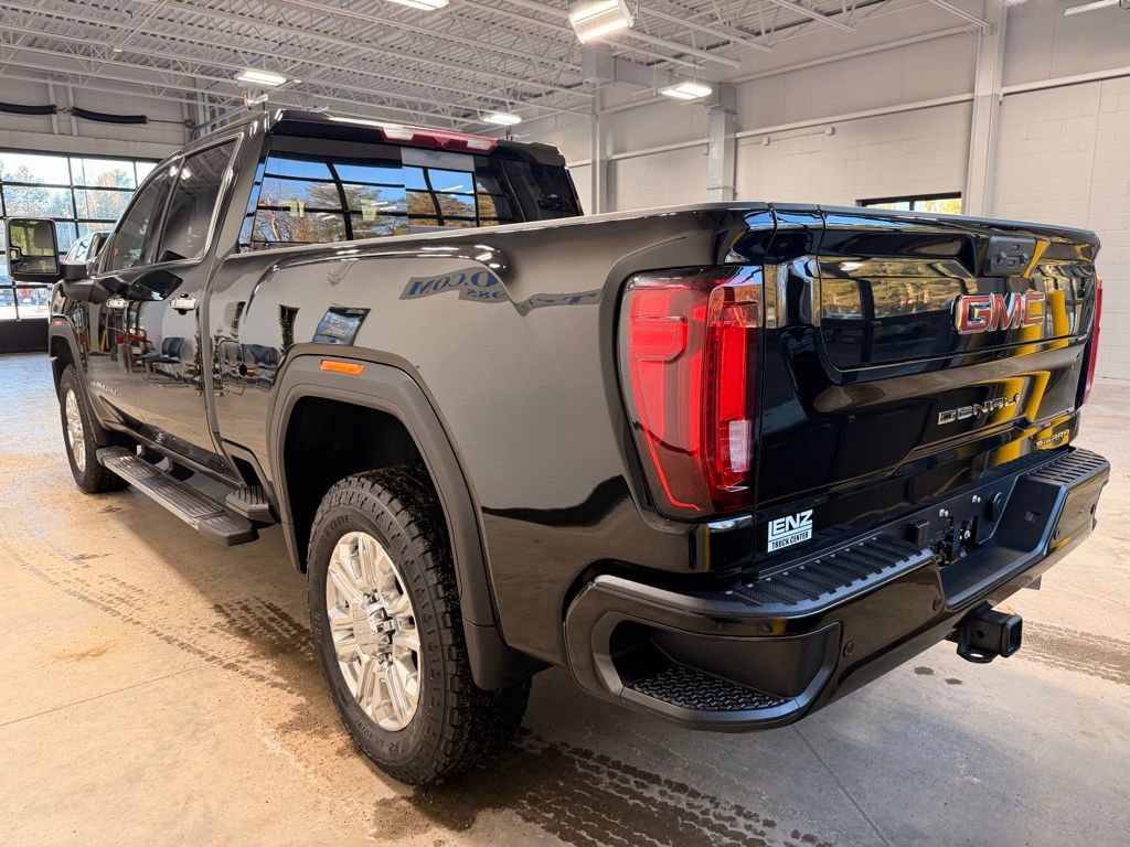 Used 2023 GMC Sierra 2500 Denali AWD/4WD image 5