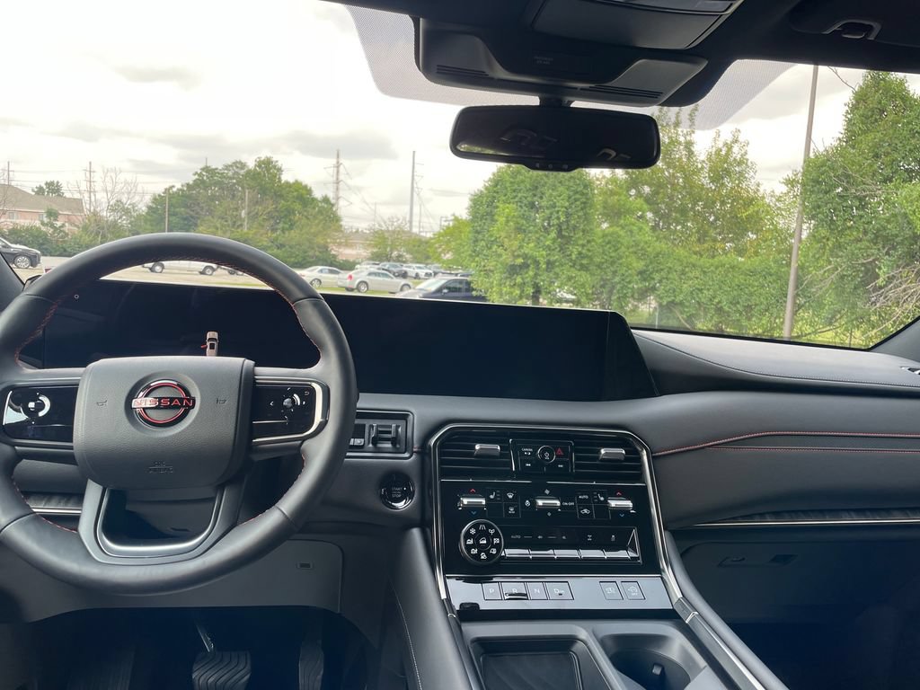 Used 2026 Nissan Armada PRO-4X AWD/4WD image 13