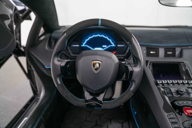 Used 2017 Lamborghini Aventador LP 750-4 Superveloce AWD/4WD image 17