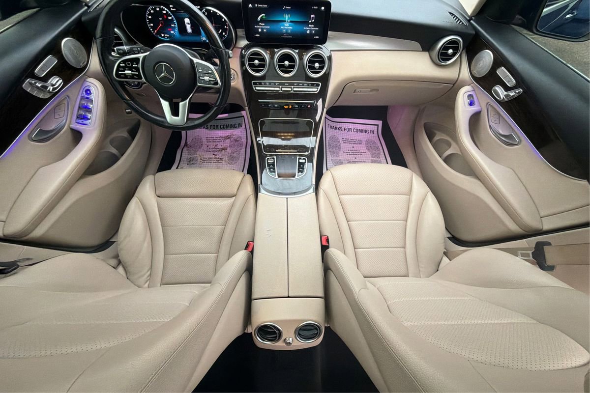 Used 2021 Mercedes-Benz GLC 300 4MATIC w/ Premium Package image 15
