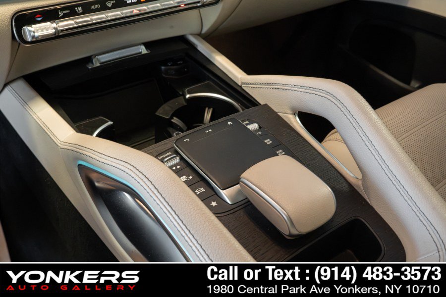 Used 2022 Mercedes-Benz GLE 350 4MATIC w/ Premium Package image 24