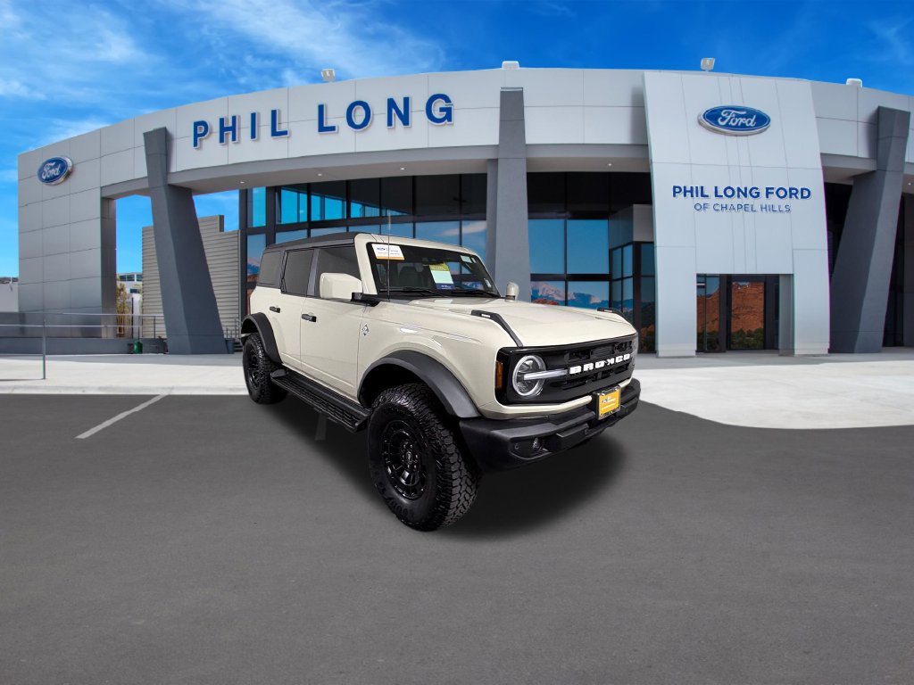 Certified 2026 Ford Bronco Outer Banks w/ Sasquatch Package AWD/4WD image 7
