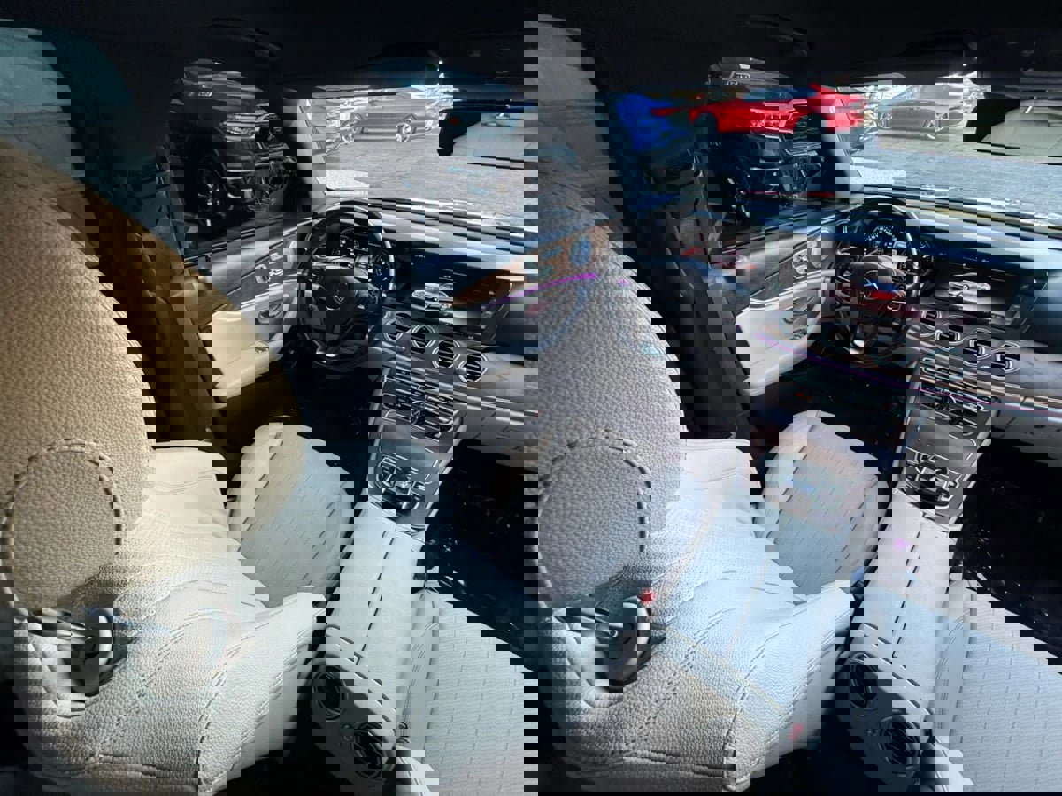 Used 2018 Mercedes-Benz E 300 image 47