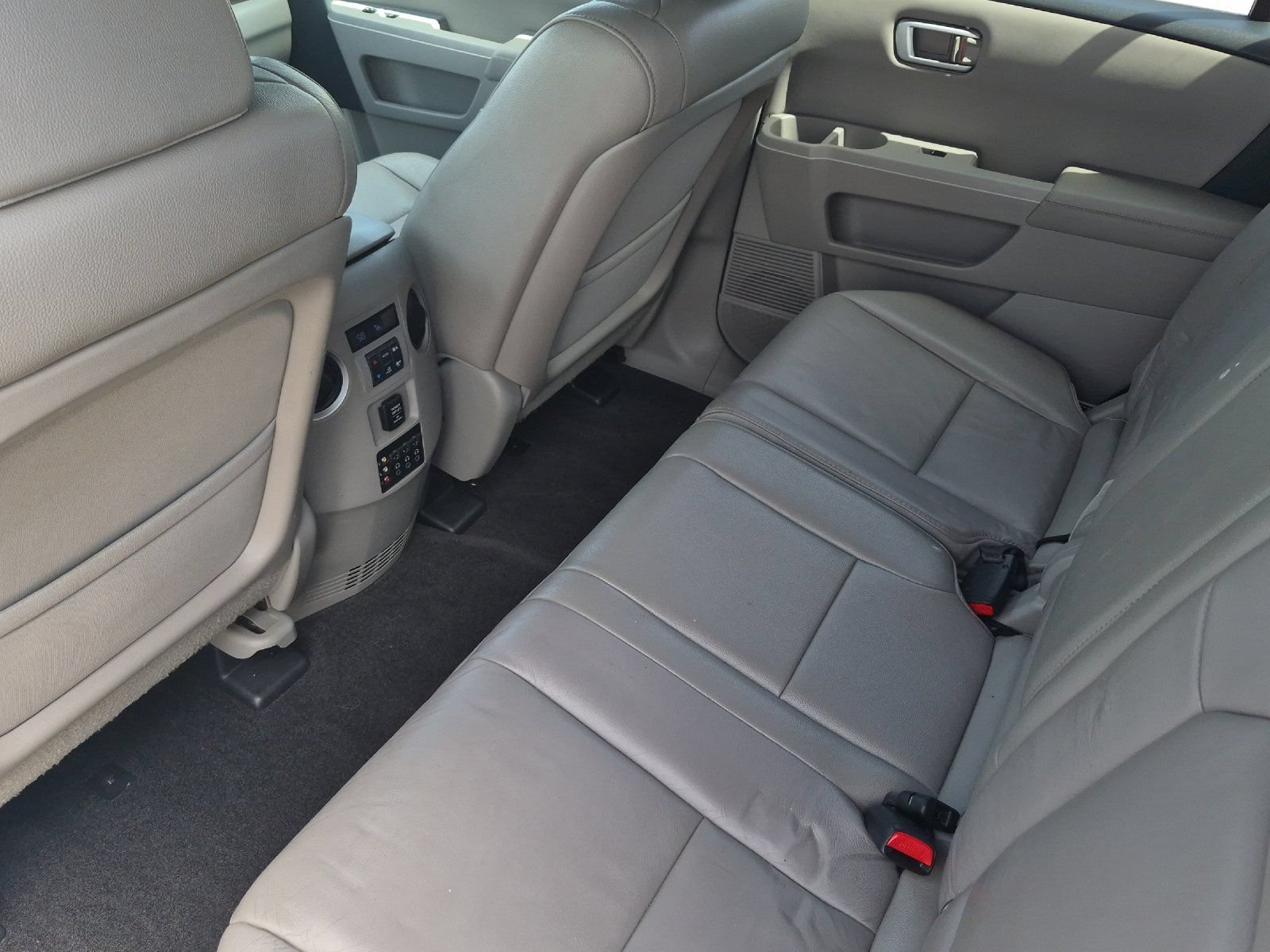 Used 2012 Honda Pilot EX-L image 11