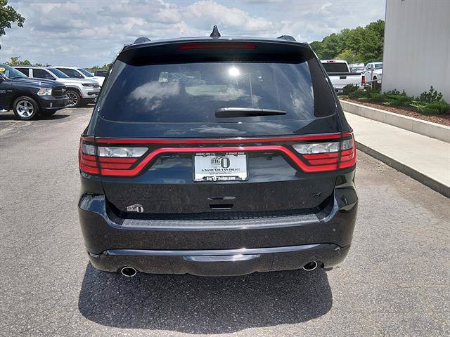 Certified 2023 Dodge Durango R/T RWD image 4