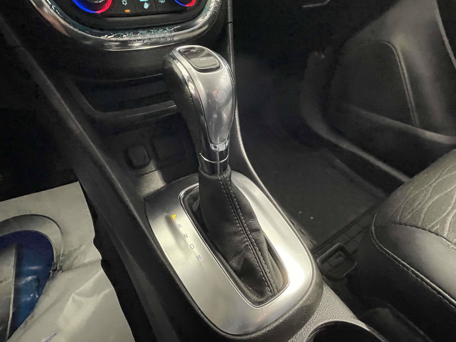 Used 2015 Buick Encore Convenience FWD image 30
