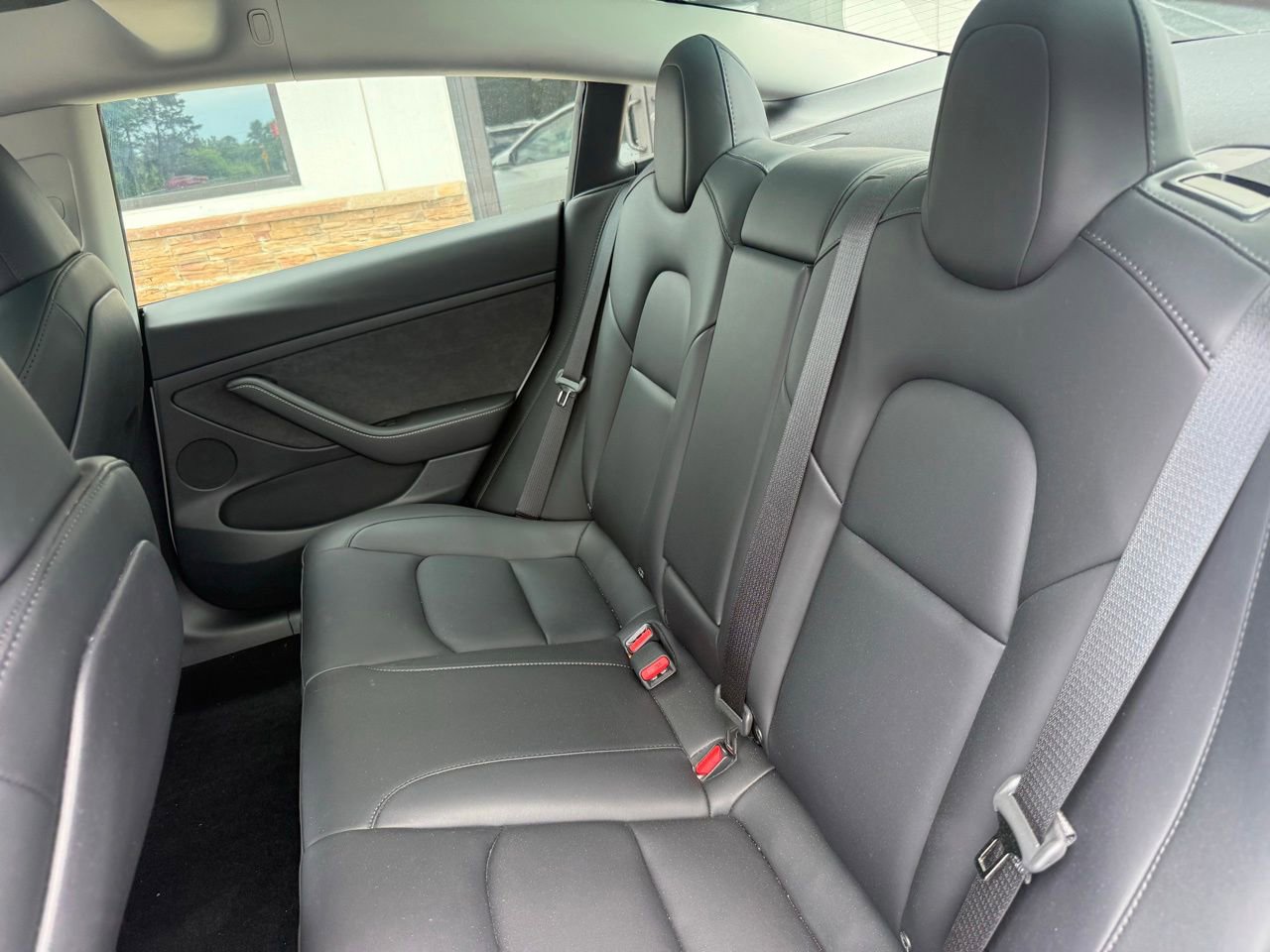 Used 2023 Tesla Model 3 Standard Range RWD image 3