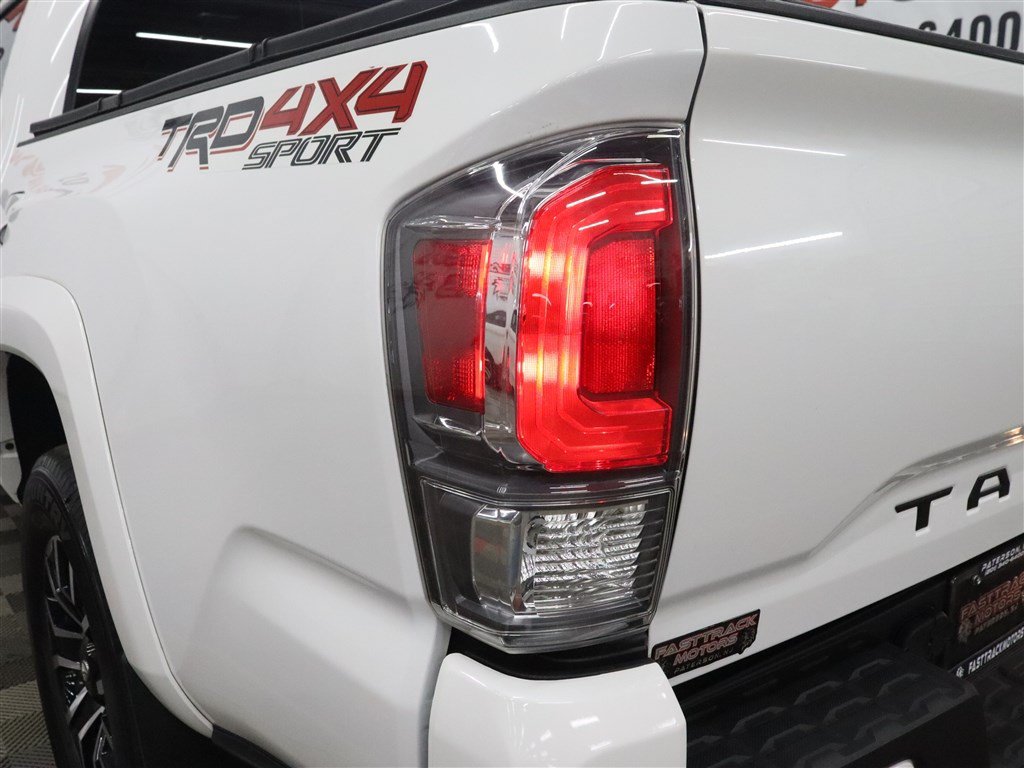 Used 2023 Toyota Tacoma TRD Sport AWD/4WD image 7