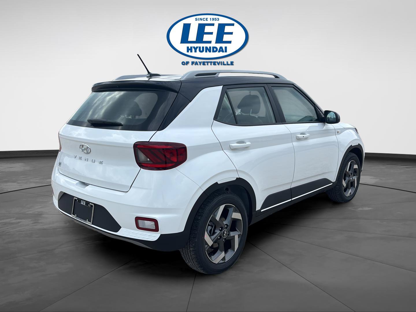 New 2026 Hyundai Venue SEL FWD image 3