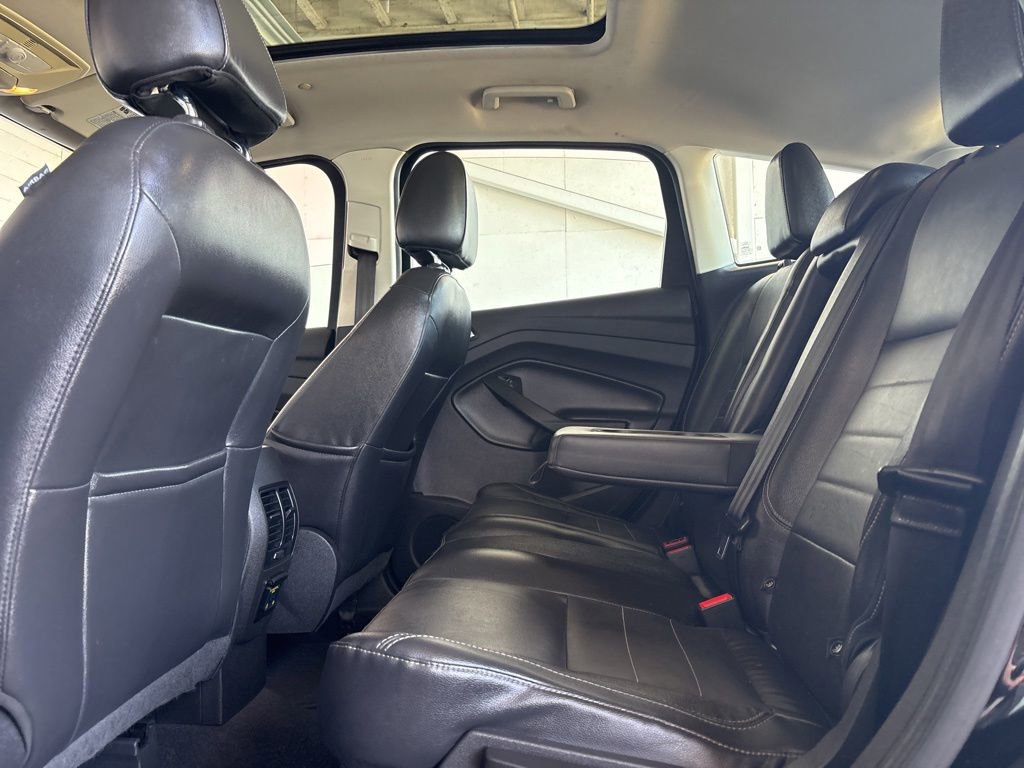 Used 2016 Ford C-MAX SEL w/ Equipment Group 302A FWD image 18