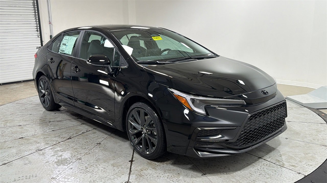 New 2026 Toyota Corolla SE image 3