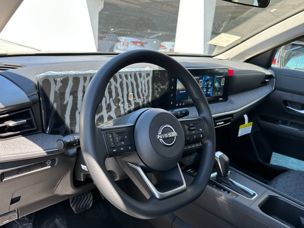 New 2026 Nissan Kicks SV w/ Charging Package FWD image 17