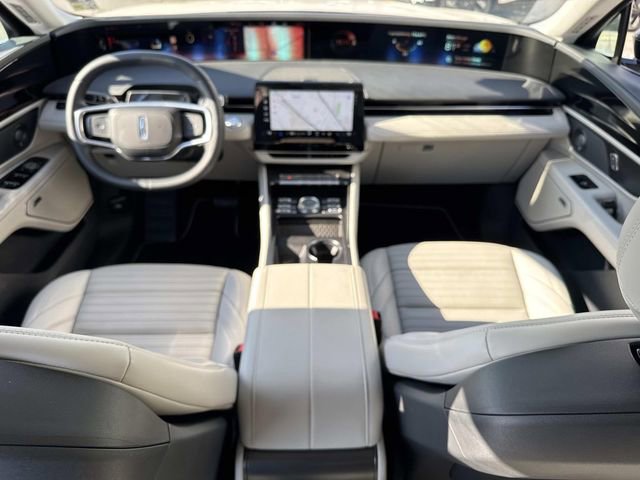 New 2026 Lincoln Nautilus Reserve w/ Jet Appearance Package AWD/4WD image 16