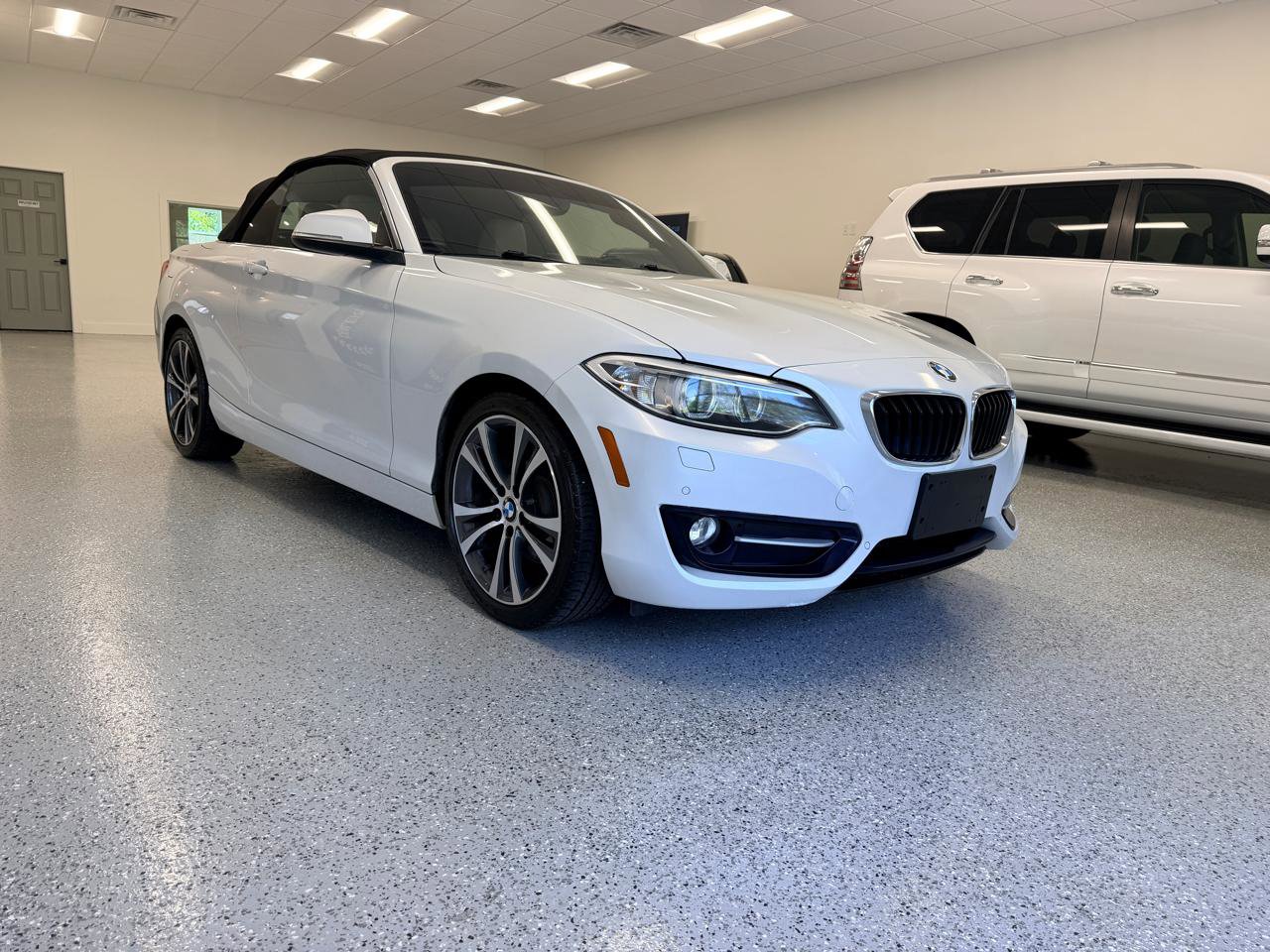 Used 2017 BMW 230i Convertible RWD image 12