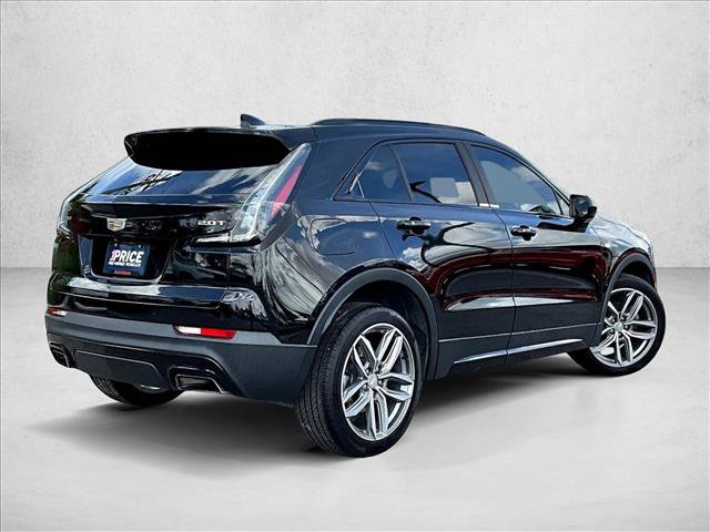 Used 2019 Cadillac XT4 Sport image 2