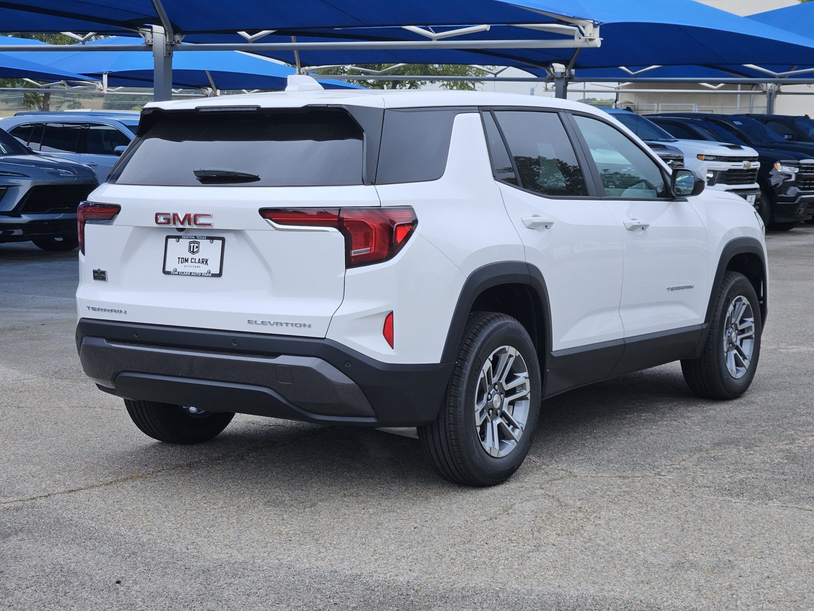 New 2027 GMC Terrain Elevation w/ LPO, Floor Liner Package FWD image 3