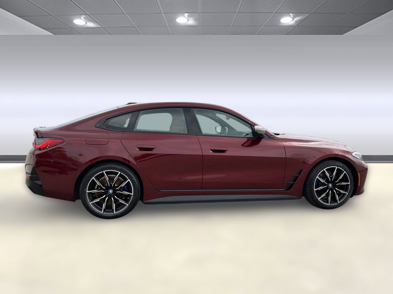 Used 2023 BMW i4 M50 w/ Premium Package image 8