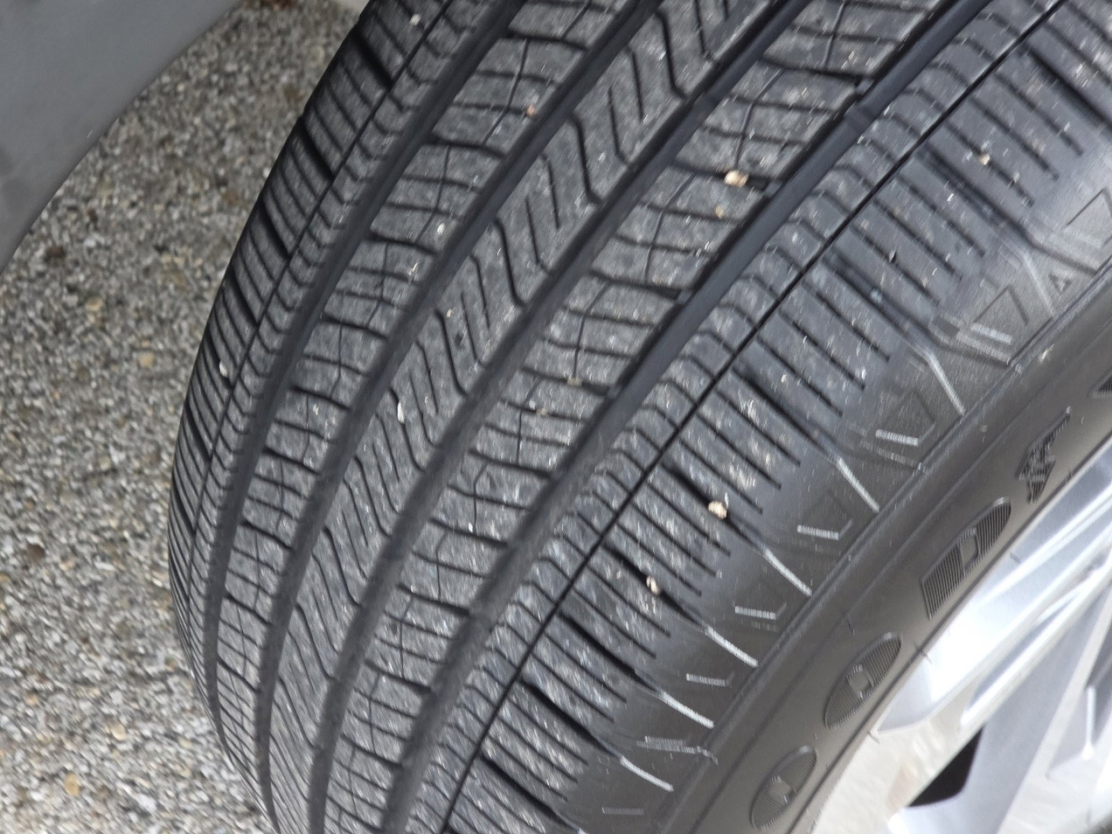 Used 2025 Honda Pilot EX-L image 14