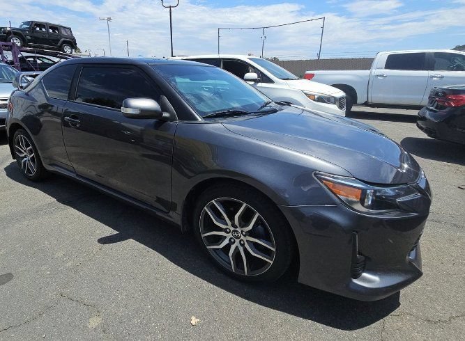 Used 2016 Scion tC FWD image 3