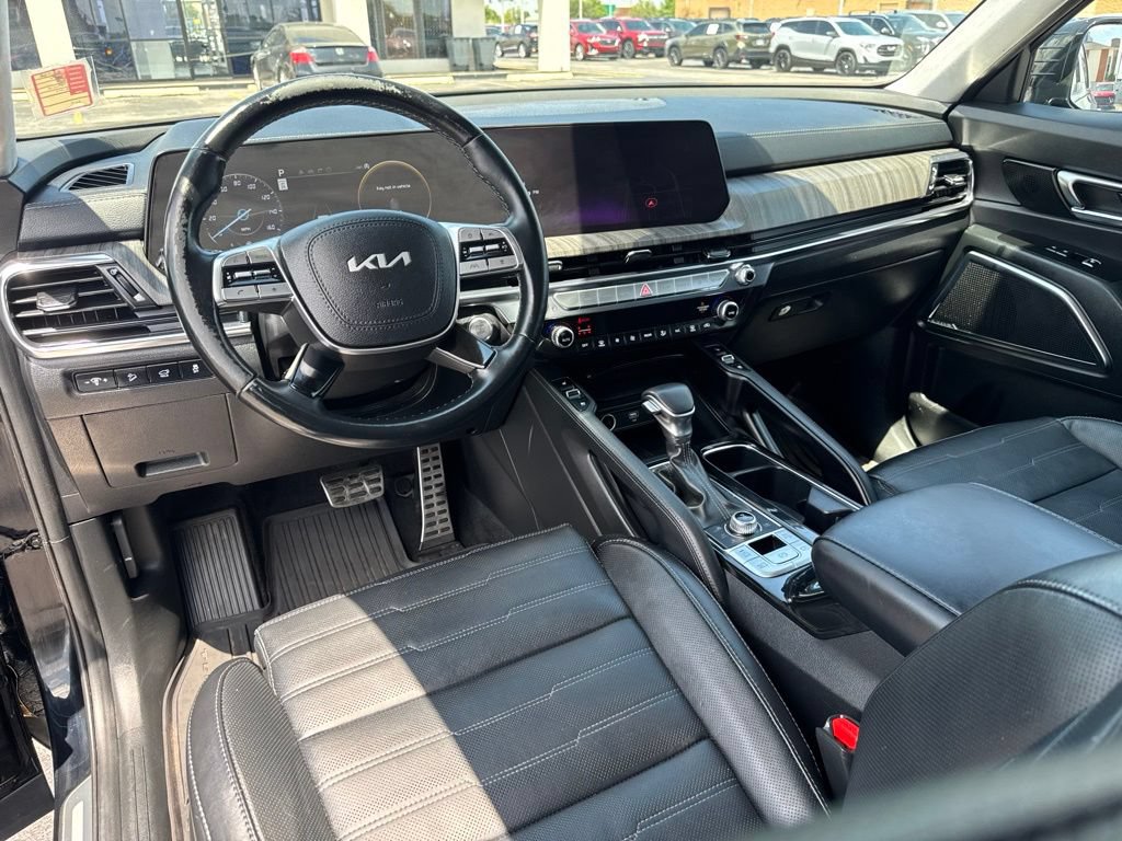 Used 2024 Kia Telluride SX Prestige w/ Towing Package AWD/4WD image 14