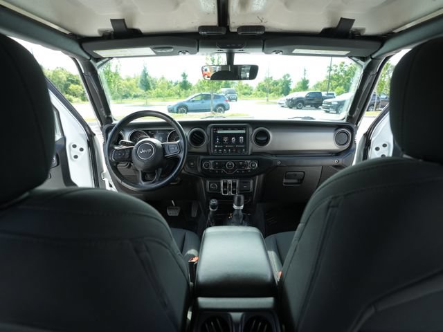 Used 2021 Jeep Gladiator Overland AWD/4WD image 22