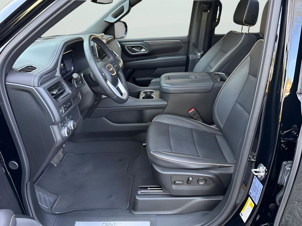 Used 2024 GMC Yukon SLT AWD/4WD image 17
