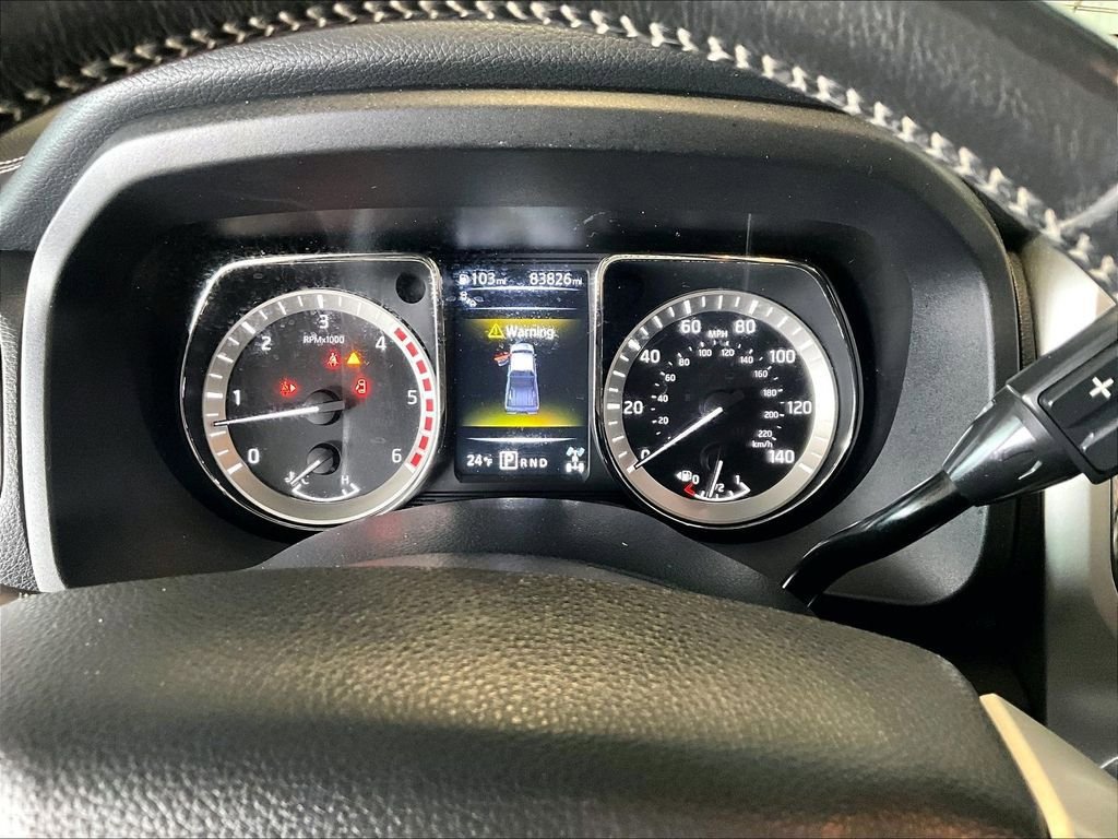 Used 2018 Nissan Titan PRO-4X w/ Pro-4x Convenience Package AWD/4WD image 25