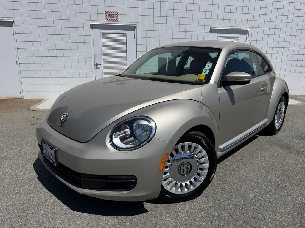 Used 2014 Volkswagen Beetle 2.5 FWD image 1