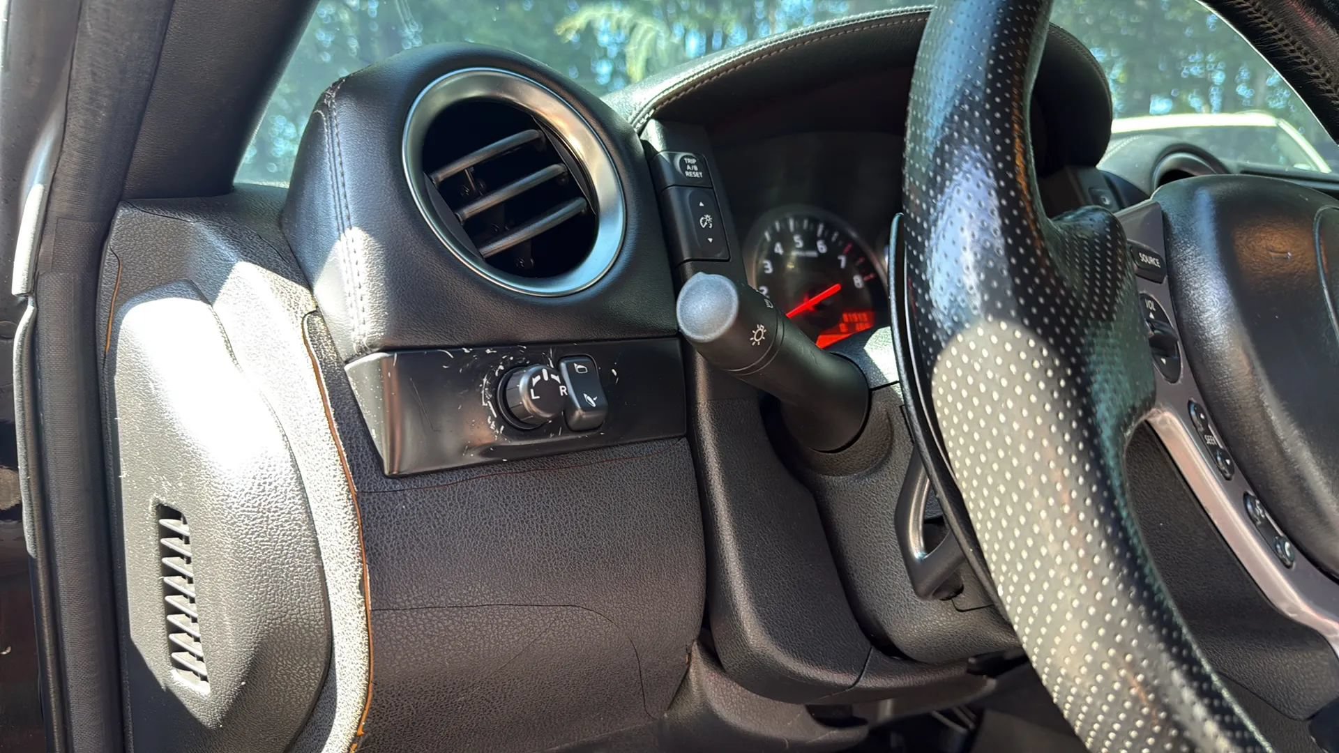 Used 2010 Nissan GT-R Premium AWD/4WD image 33
