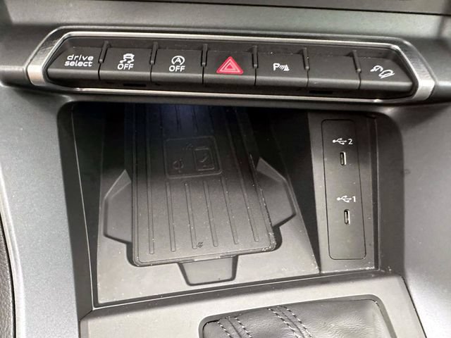 Used 2025 Audi Q3 2.0T Premium w/ Convenience Package AWD/4WD image 25